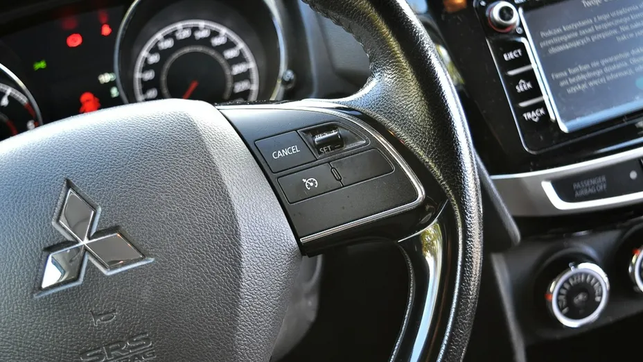 MITSUBISHI ASX -