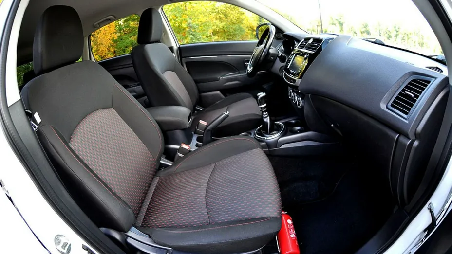 MITSUBISHI ASX -