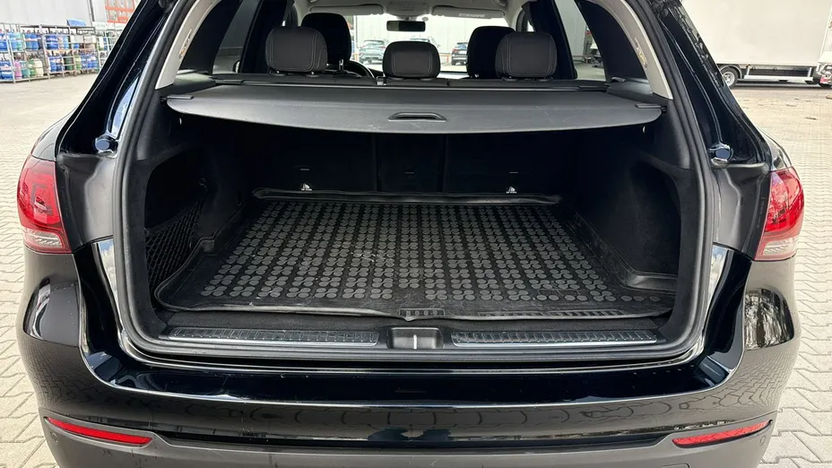 MERCEDES-BENZ GLC -