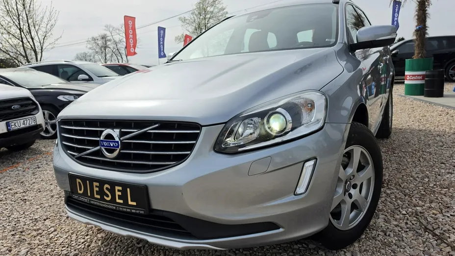 VOLVO XC60 -
