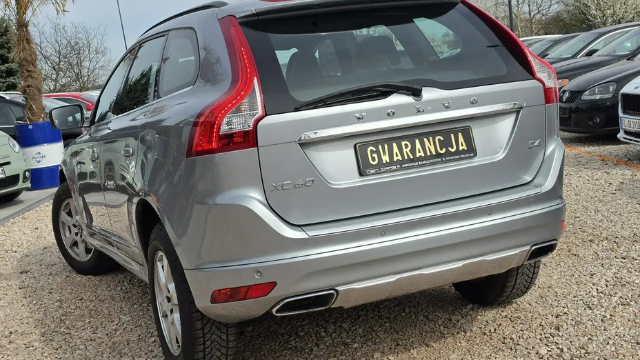 VOLVO XC60 -