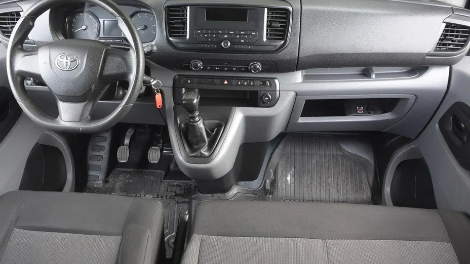 TOYOTA Proace Verso -