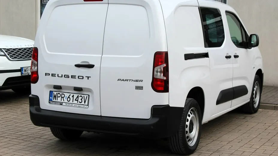PEUGEOT Partner -