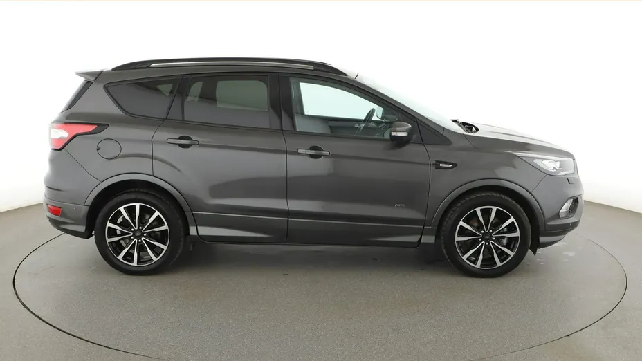 FORD Kuga -