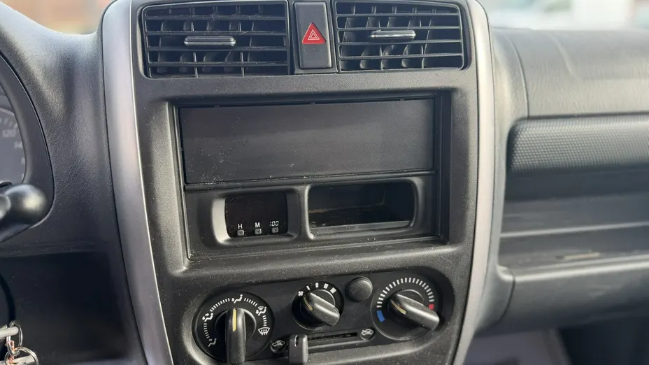 SUZUKI Jimny -