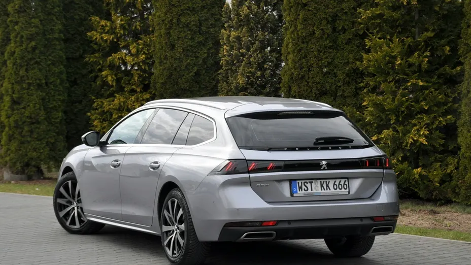 PEUGEOT 508 -