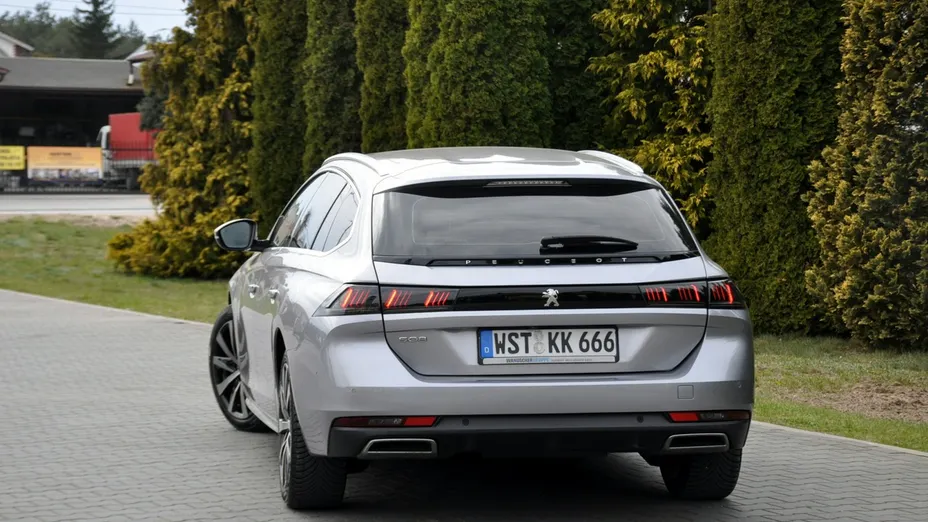 PEUGEOT 508 -