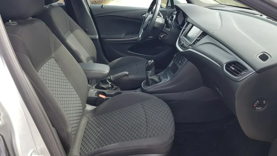 OPEL Astra -