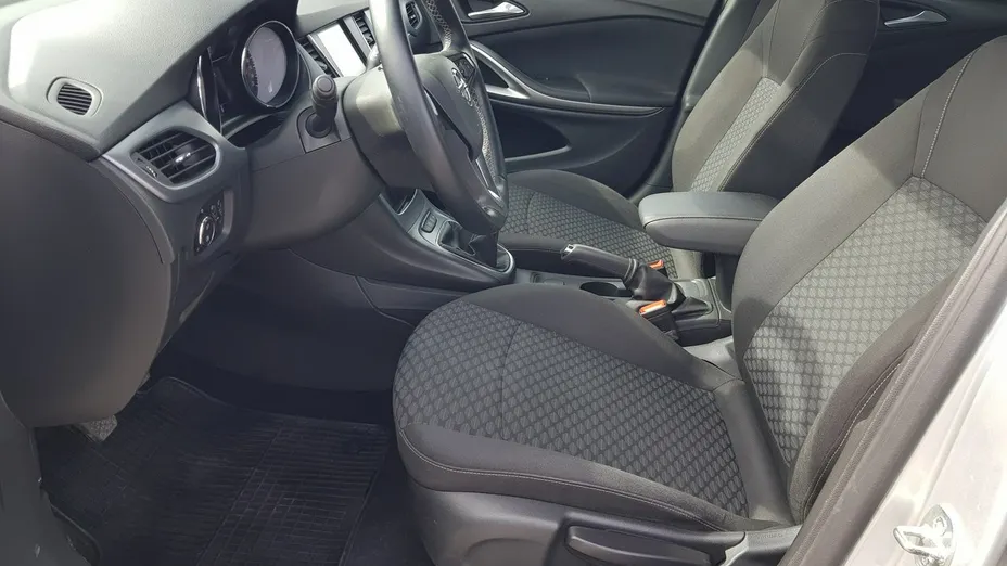 OPEL Astra -