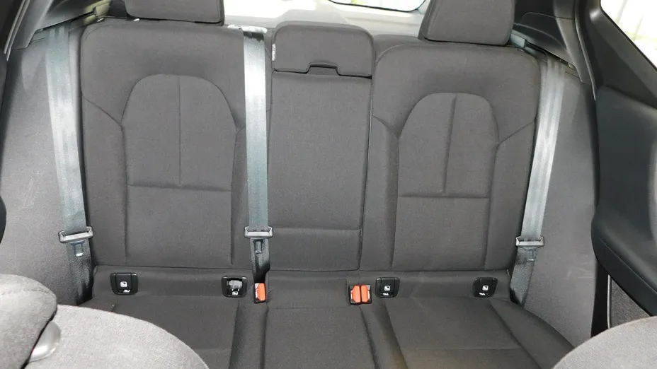 VOLVO XC40 -