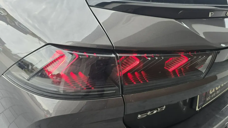 PEUGEOT 508 -