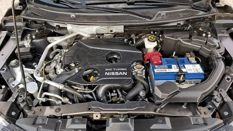 NISSAN Qashqai -
