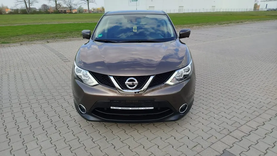 NISSAN Qashqai -