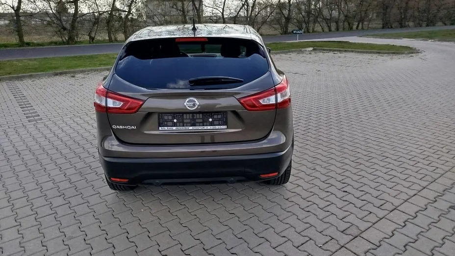 NISSAN Qashqai -