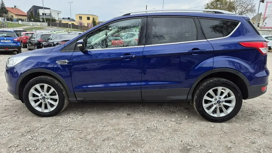 FORD Kuga -