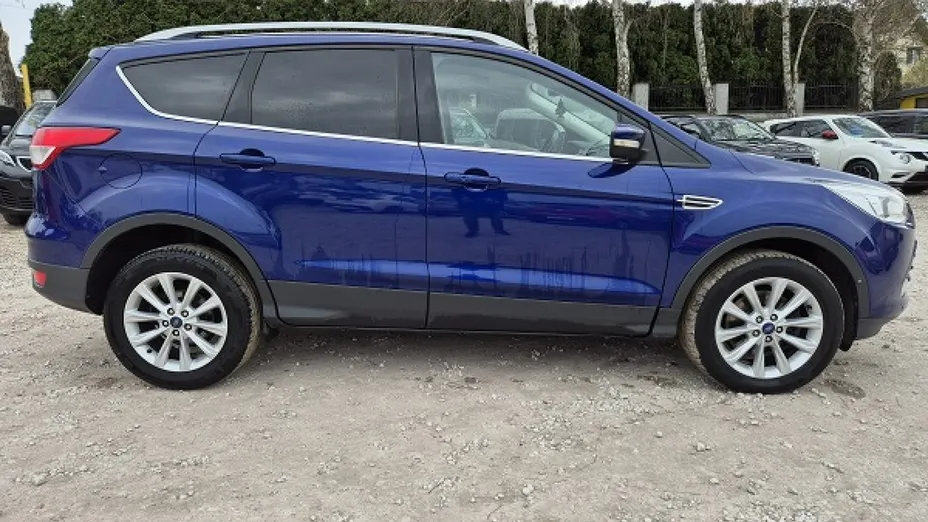FORD Kuga -