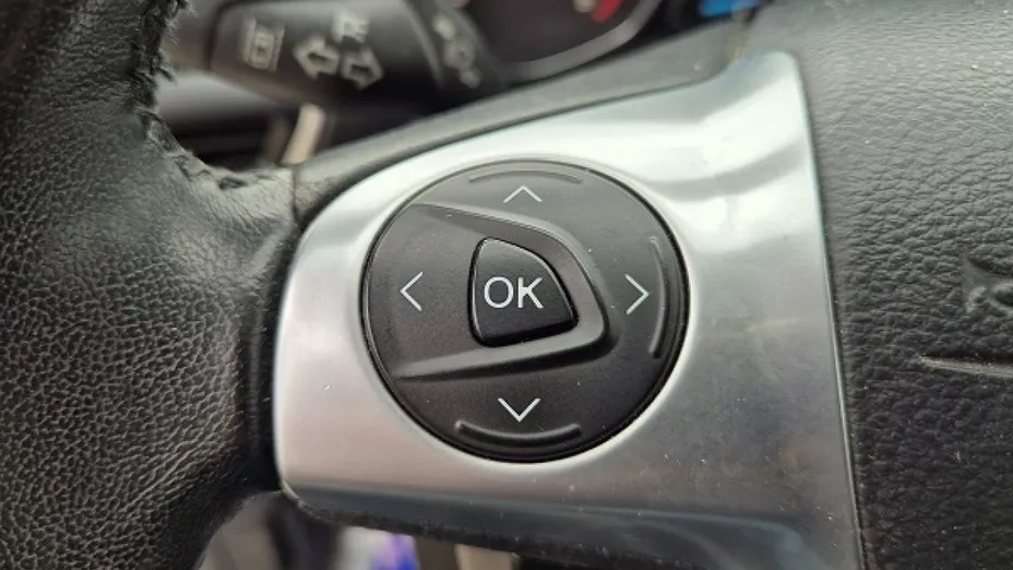 FORD Kuga -