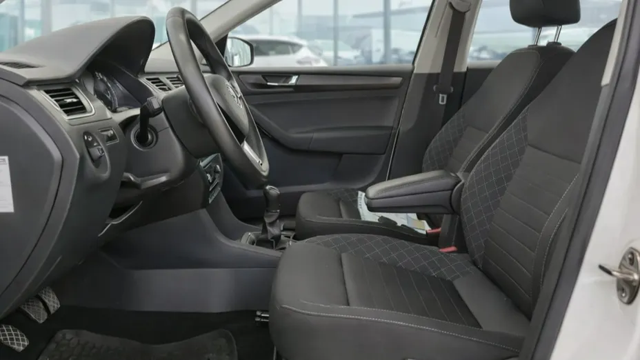 SKODA Rapid -