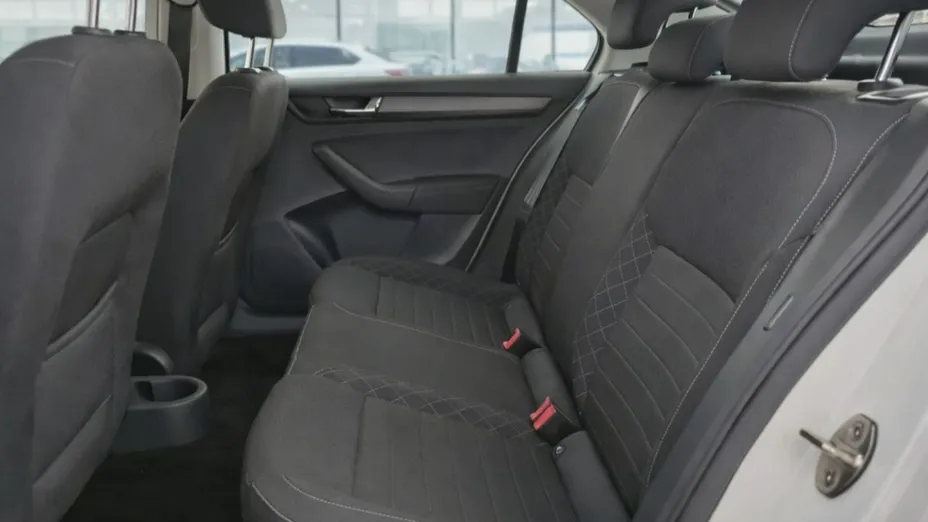 SKODA Rapid -
