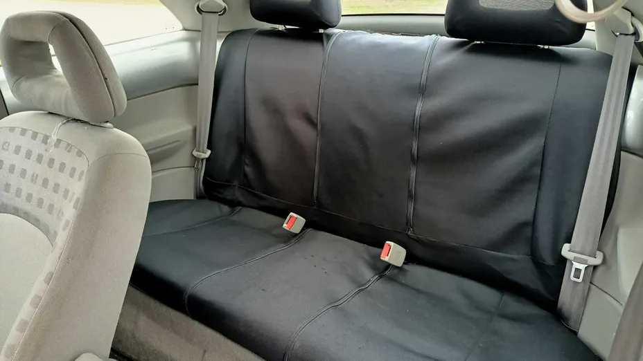 VOLKSWAGEN New Beetle -