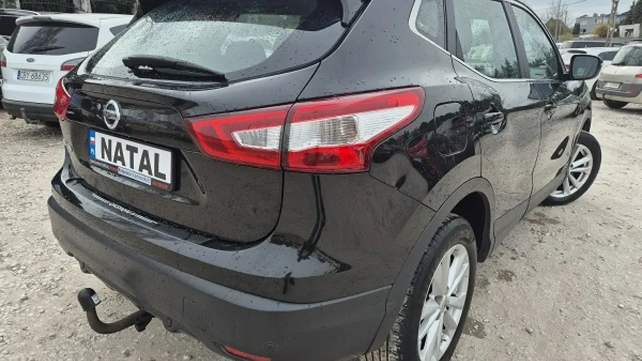 NISSAN Qashqai -