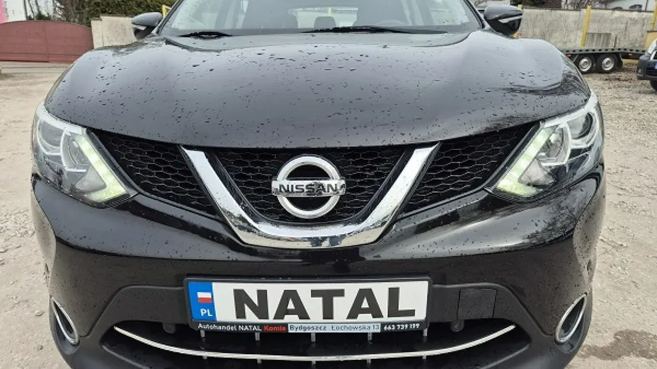 NISSAN Qashqai -