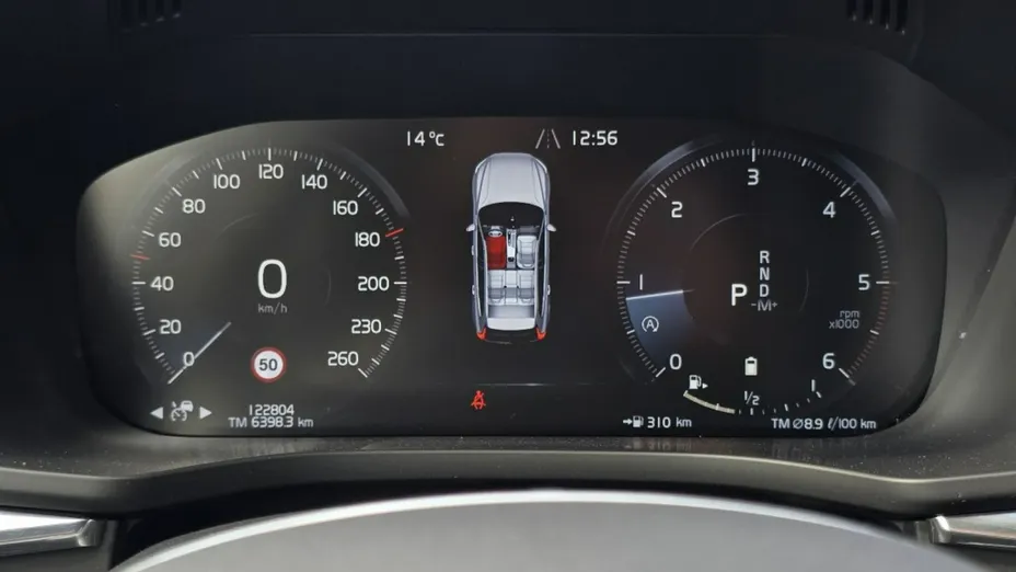 VOLVO XC60 -