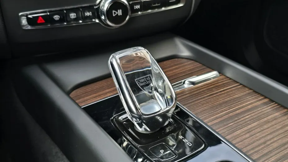 VOLVO XC60 -