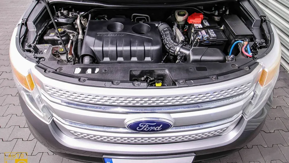 FORD Explorer -