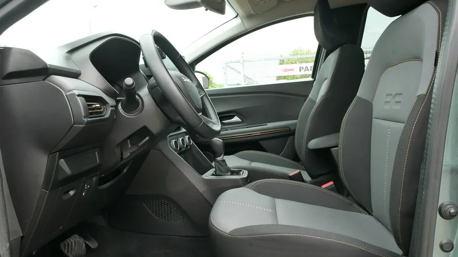 DACIA Jogger -