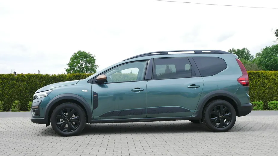DACIA Jogger -