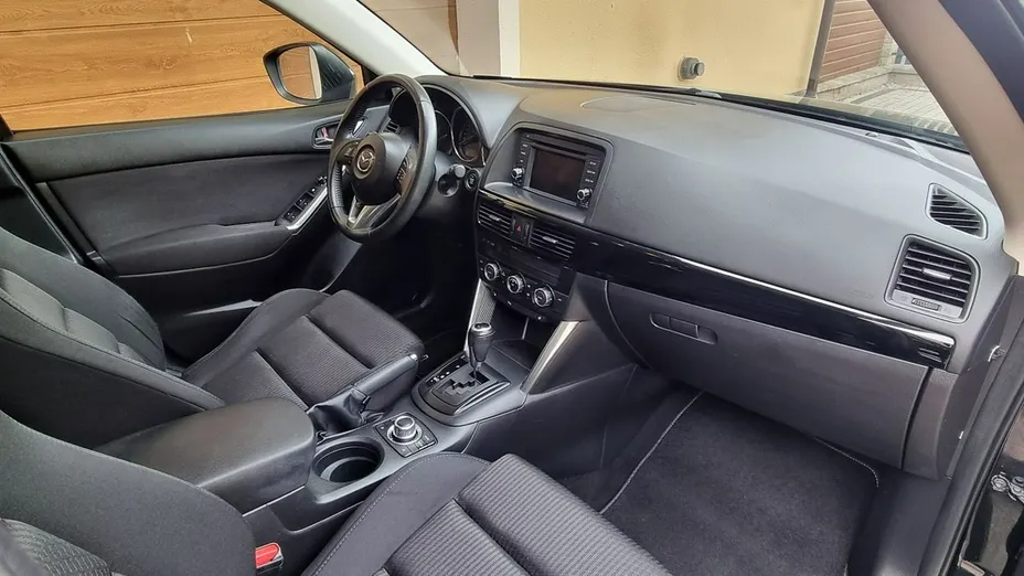 MAZDA CX-5 -