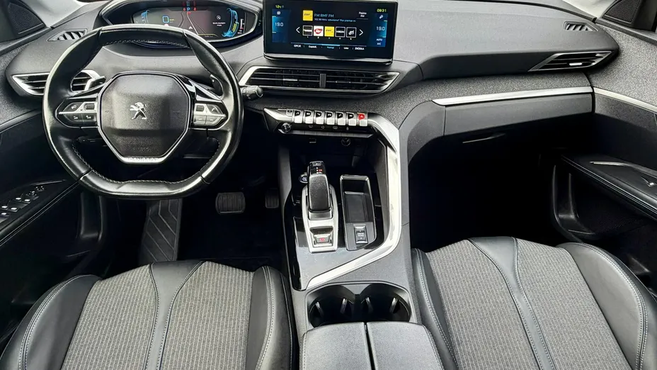 PEUGEOT 3008 -