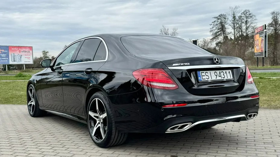 MERCEDES-BENZ E Klasa -