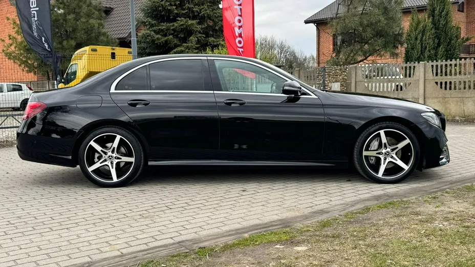 MERCEDES-BENZ E Klasa -