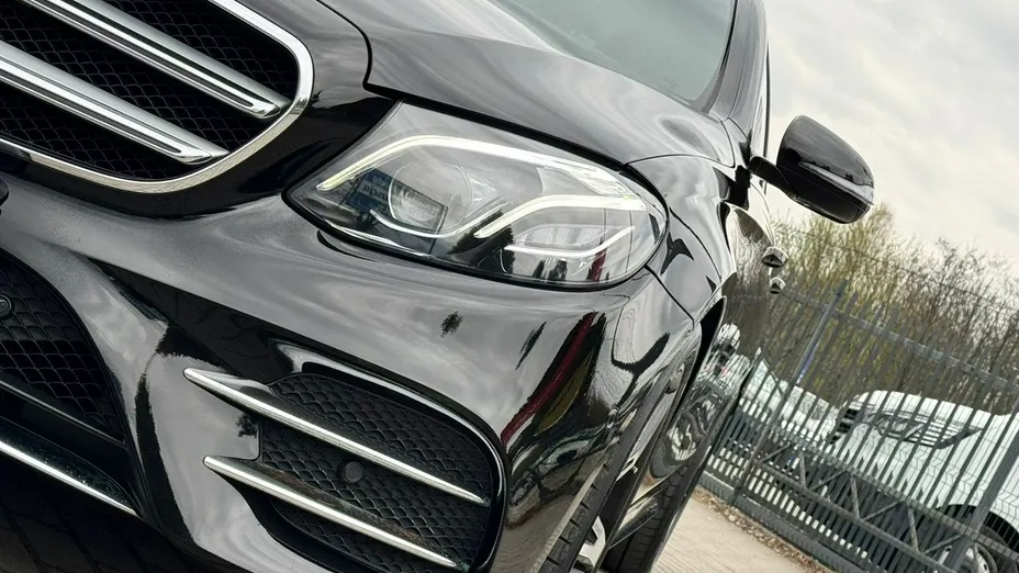 MERCEDES-BENZ E Klasa -
