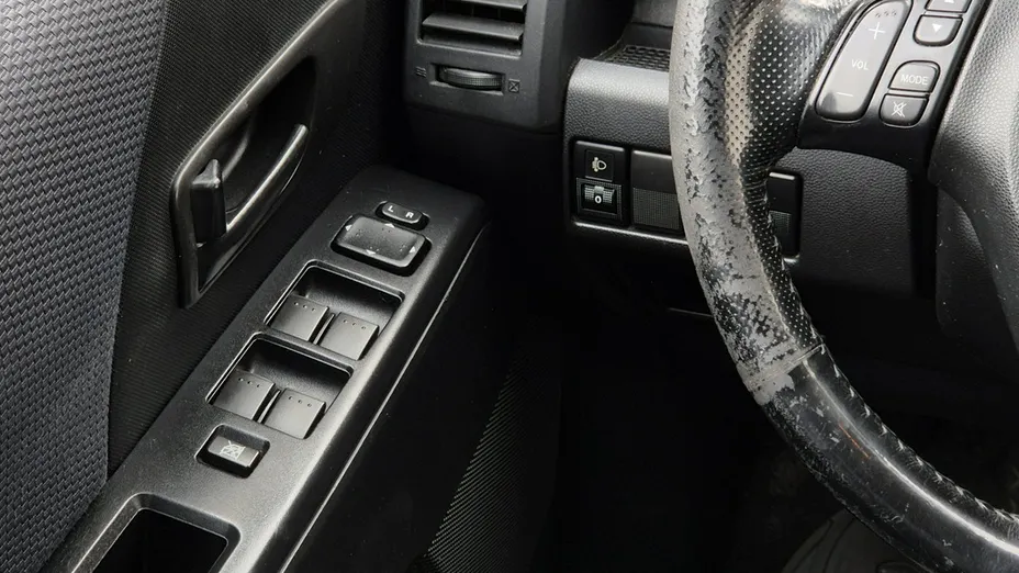 MAZDA 5 -