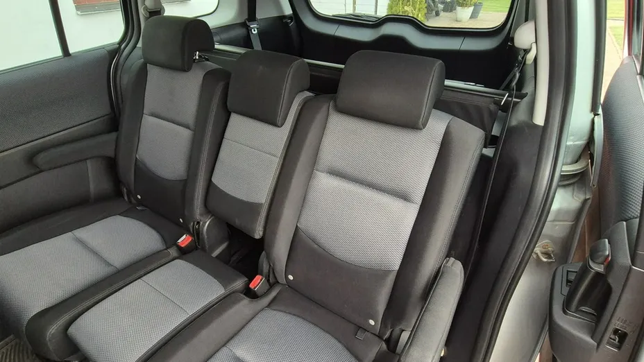 MAZDA 5 -