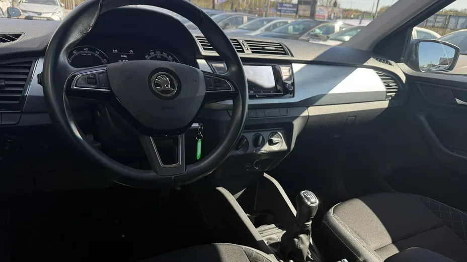 SKODA Fabia -
