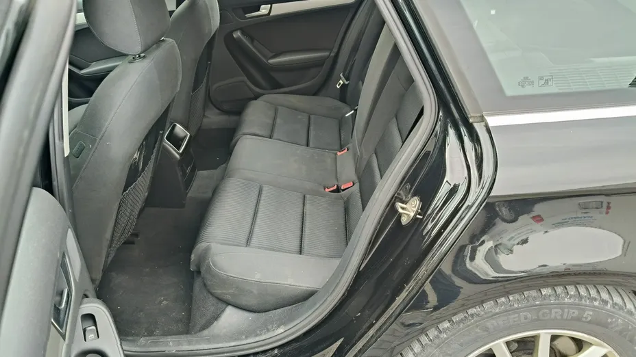 AUDI A4 -