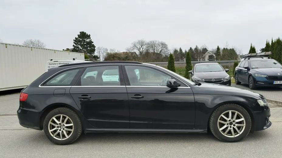 AUDI A4 -