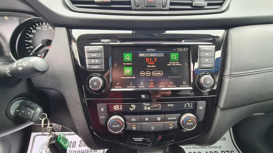 NISSAN X-Trail -