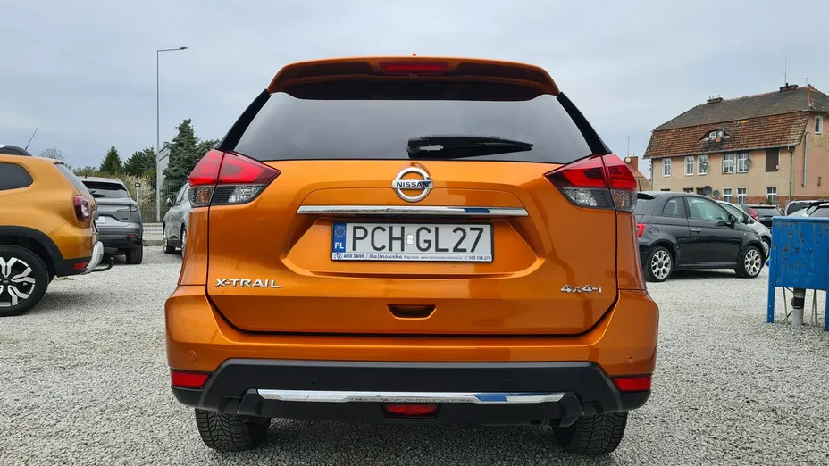 NISSAN X-Trail -