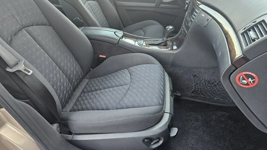 MERCEDES-BENZ E Klasa -
