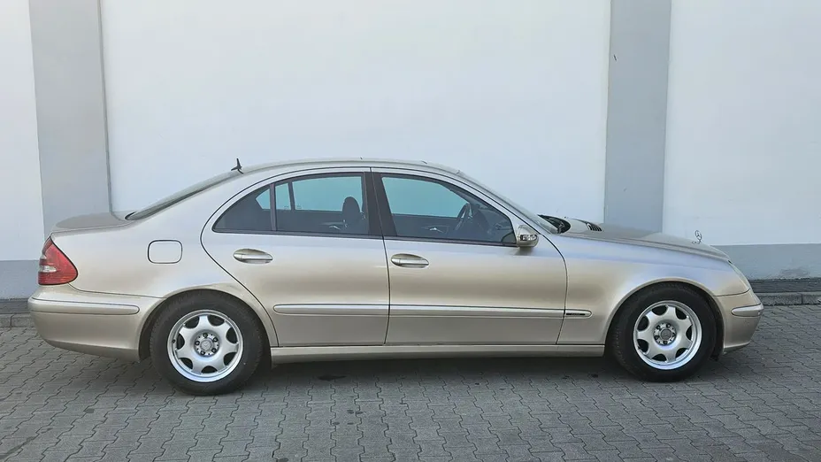 MERCEDES-BENZ E Klasa -
