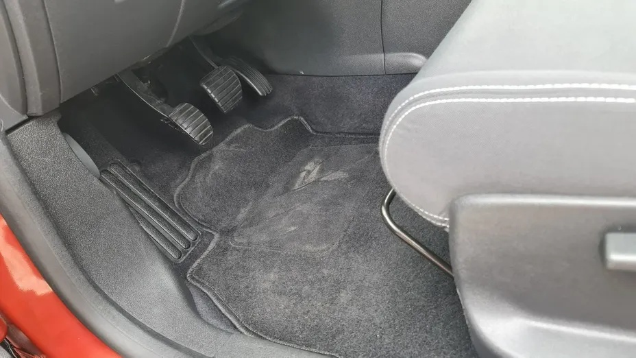 RENAULT Megane -