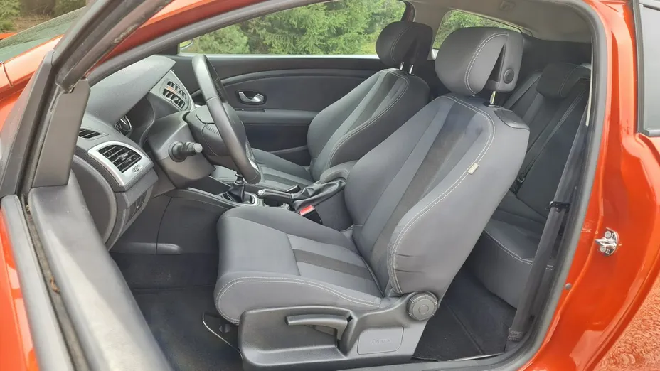 RENAULT Megane -