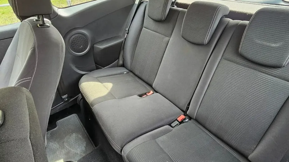 RENAULT Clio -