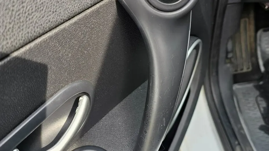 RENAULT Clio -