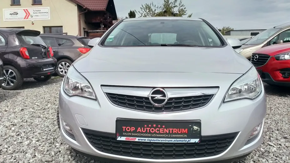 OPEL Astra -
